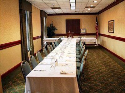 Holiday Inn Forsyth-I-75 Bagian luar foto